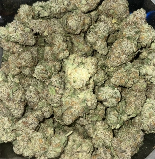 (g) BANANA CREAM CAKE | SMALLS SHELF
