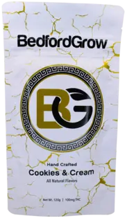 (0.1g) Bedford Grow Spiced Cookies and Cream (H) White Chocolate Bar 10mg 10pk